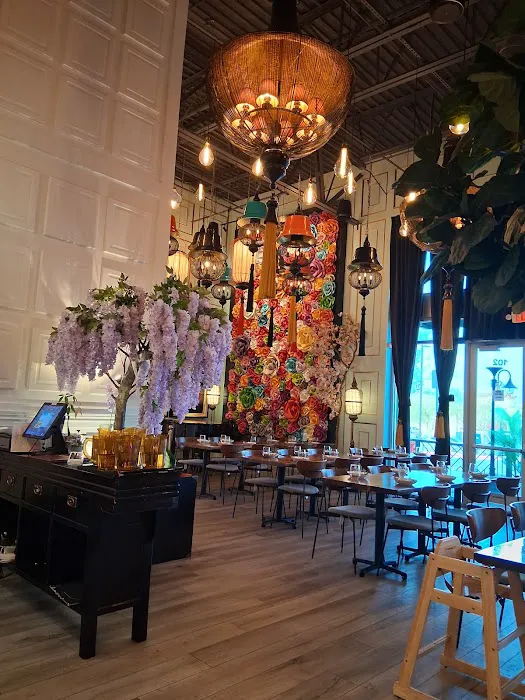 Weera Thai - Rainbow 5