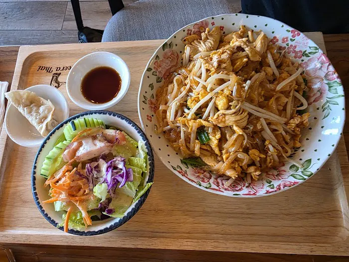 Weera Thai - Rainbow 4