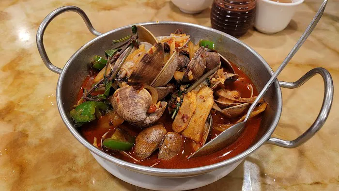 SK Seafood Restaurant 8