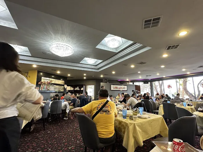 Hong Kong Garden Seafood • Dim Sum Cafe 1