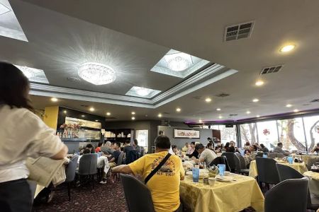 Hong Kong Garden Seafood • Dim Sum Cafe