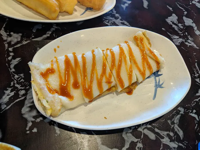 Four Seasons Diner 8