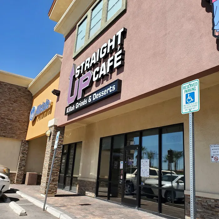 Straight Up Cafe 7
