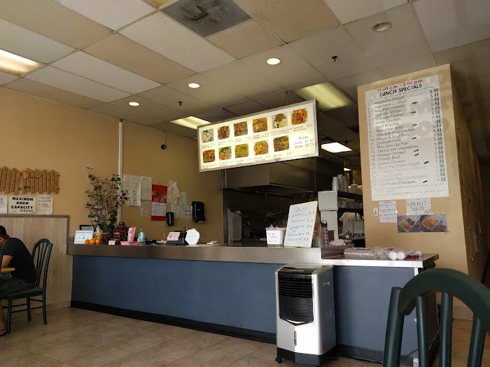 Pearl Wok To Go 9