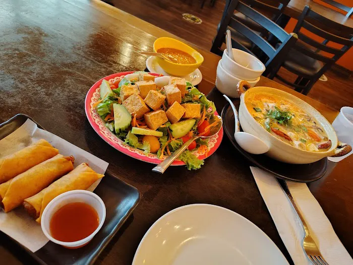 Praya Thai Dining 5