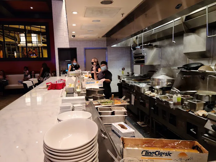 8 Noodle Bar 6