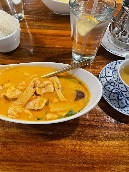 Boun Thai Kitchen 9
