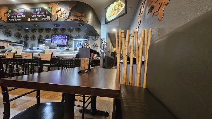 Island Sushi and Grill 10