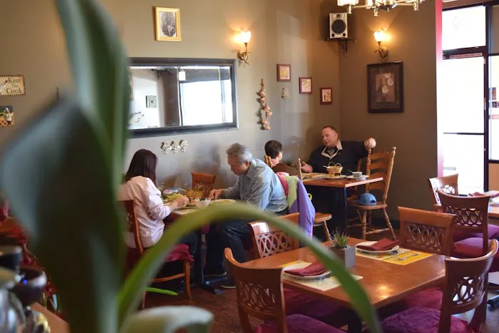 Thai Thai Restaurant 7