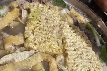 Kogi Korean BBQ & Seafood Hot Pot