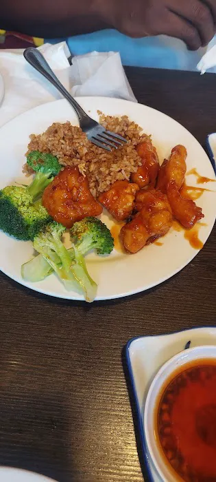 Le Oriental Bistro 8