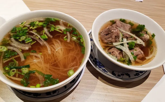 Mama Hong's 6