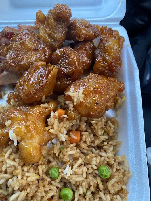 Randy's Donuts & Chinese Food 6