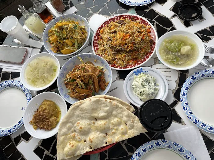 Jasmine Restaurant & Market 9