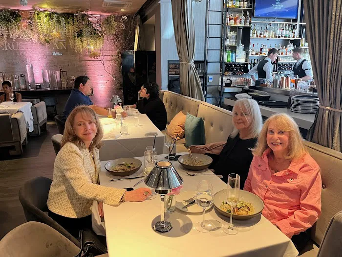 Crustacean Restaurant Beverly Hills, CA - Brunch, Lunch & Fine Dining 10