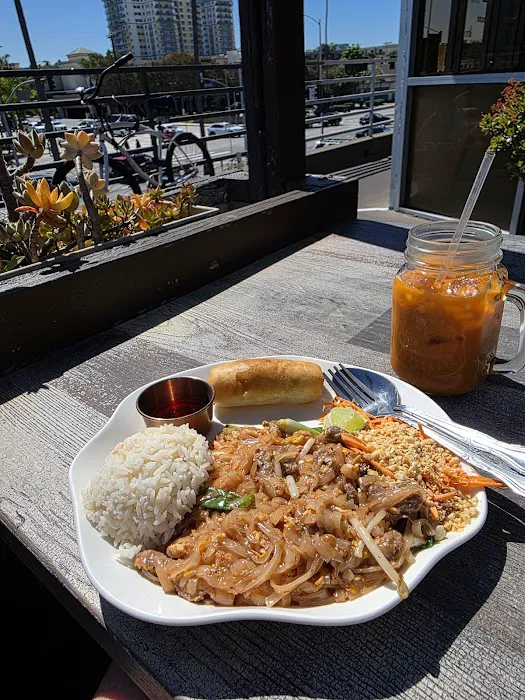 Tahntawan Thai Kitchen 7