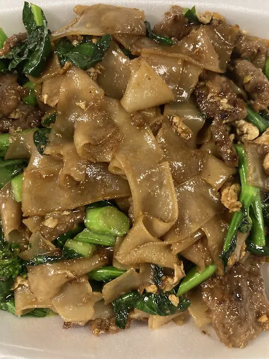 Pagoda Chinese & Thai Food 6