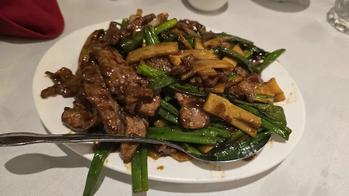 Yang Chow Restaurant 6