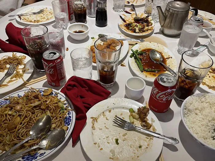Yang Chow Restaurant 3