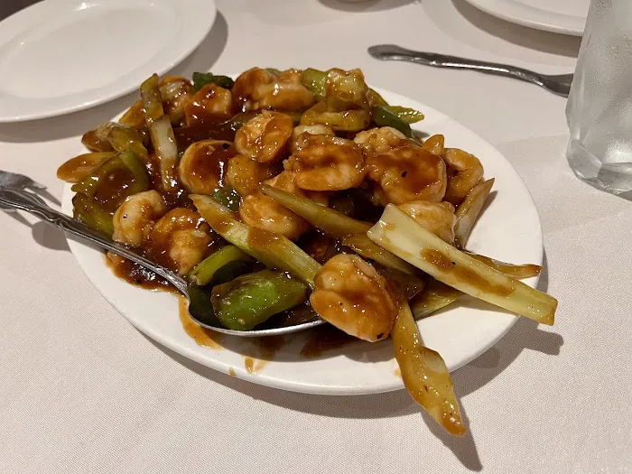Yang Chow Restaurant 9