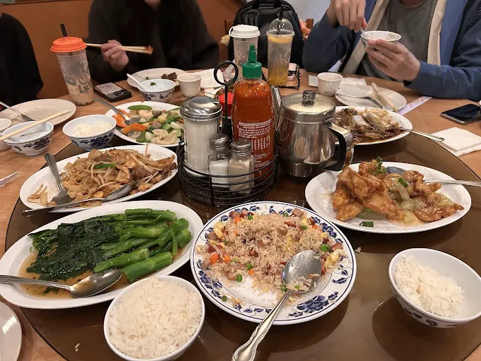 Foo-Chow Restaurant 6