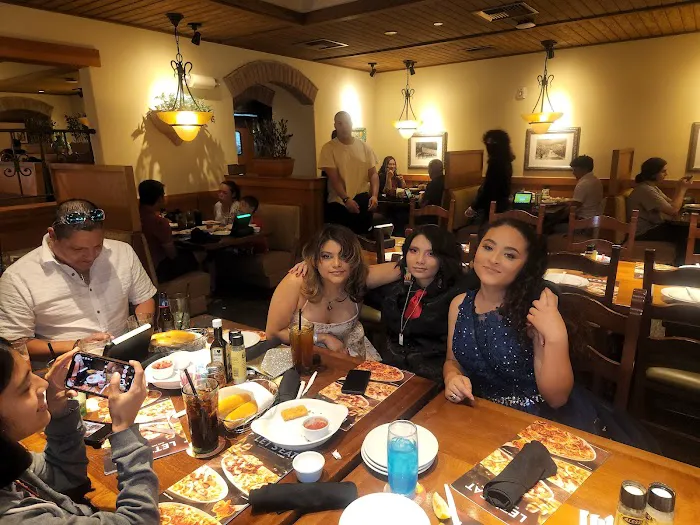 Olive Garden Italian Restaurant 7