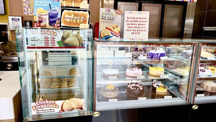 Red Ribbon Bakeshop 1