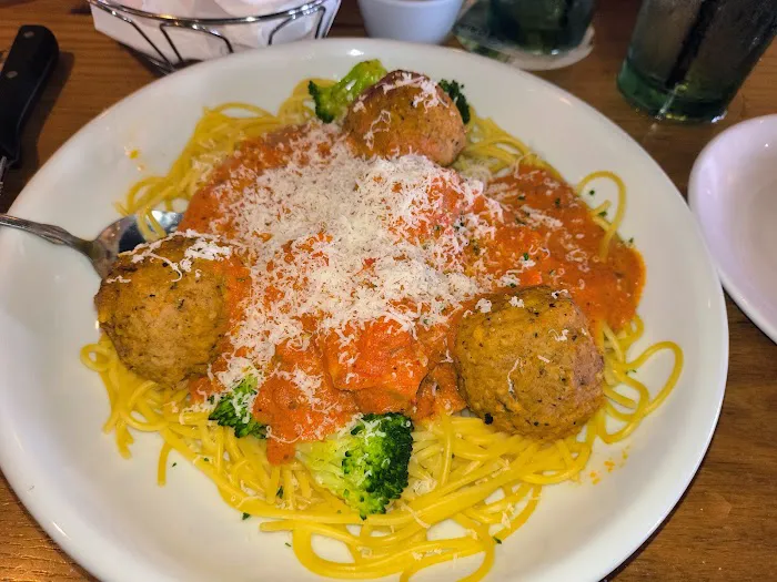 Olive Garden Italian Restaurant 7