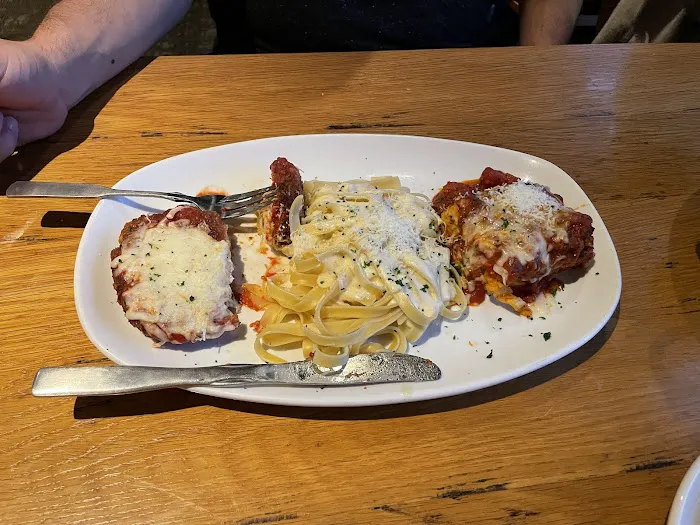 Olive Garden Italian Restaurant 8