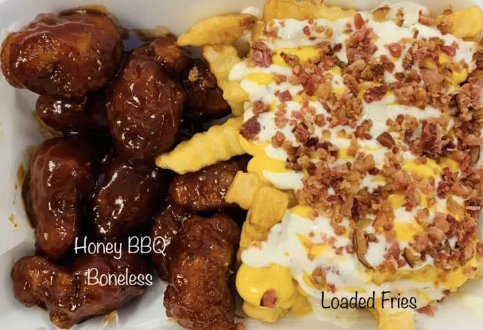 What's Cluckin Wings & Fries (Bay Minette) 6