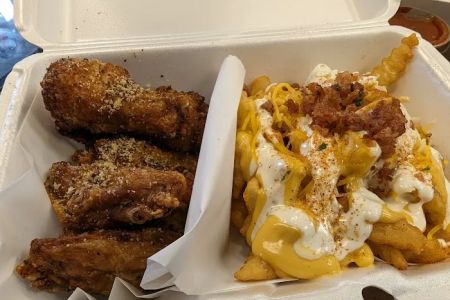 What's Cluckin Wings & Fries (Bay Minette)
