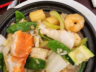 Lucky Palace Chinese Restaurant 0