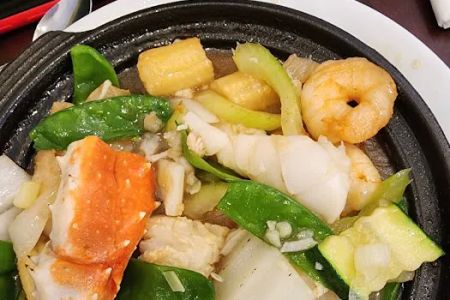 Lucky Palace Chinese Restaurant