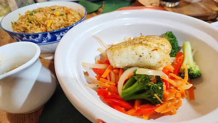 PJK Neighborhood Chinese Restaurant - Coconut Point 6