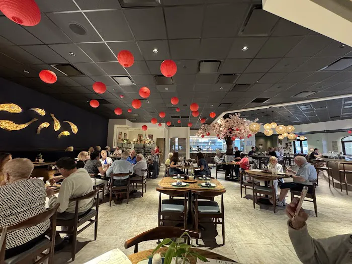 PJK Neighborhood Chinese Restaurant - Coconut Point 8