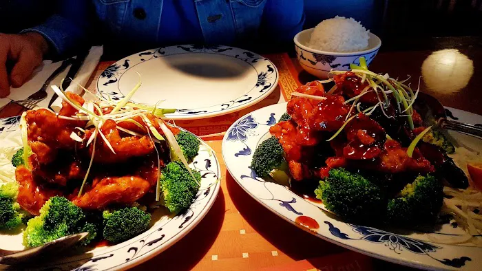 Golden Leaf Restaurant 9