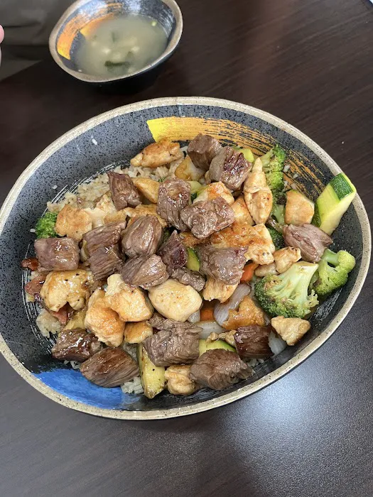 Yummy Yummy Asian Kitchen 3