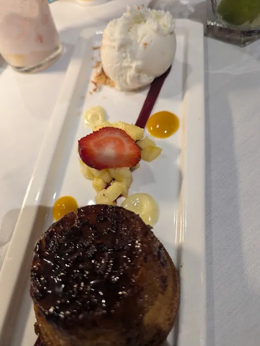 Roy's Restaurant 1