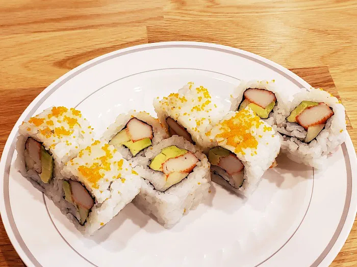 Benja's Thai & Sushi Restaurant 8