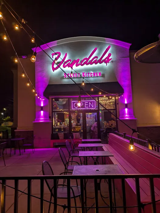 Vandals Street Kitchen 8