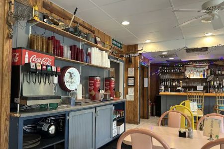 Baudean's Seafood Restaurant & Bar