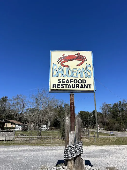 Baudean's Seafood Restaurant & Bar 9