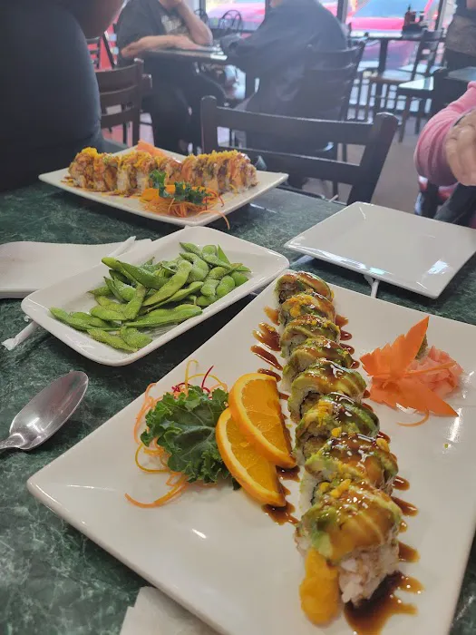 Thai & Sushi Asian Cuisine 8