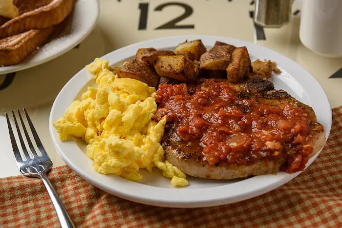 Time To Eat Café 9