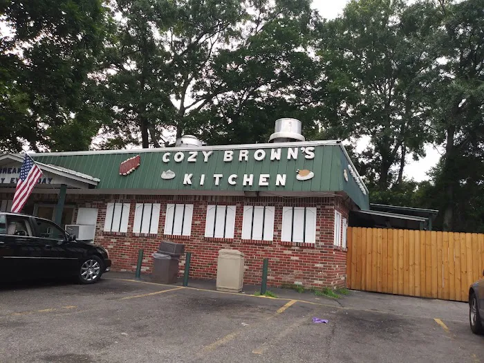Cozy Brown's Kitchen 1