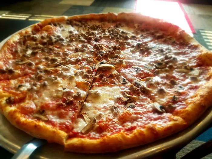 Semmes House of Pizza 7