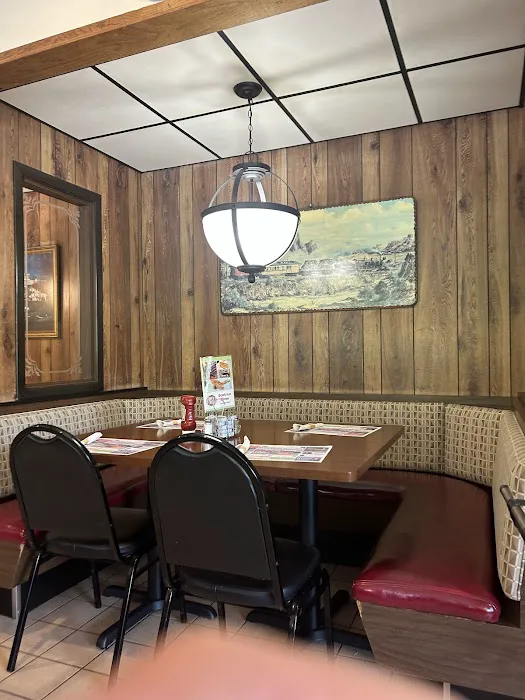 Scotrun Diner Restaurant and Motel 7