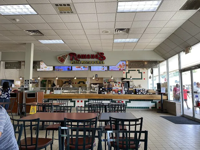 Romano's Pizzeria. 7