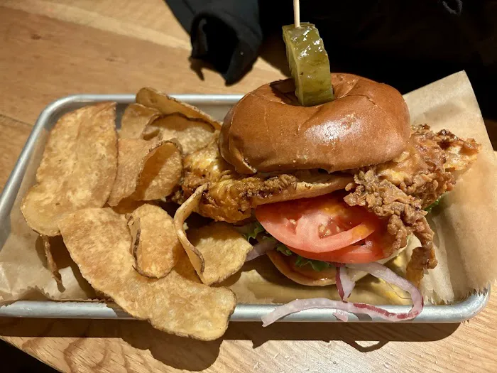 B-Lux Grill & Bar 6
