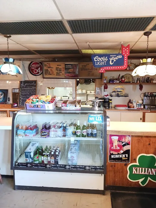 Roberto's pizza and restaurant 4